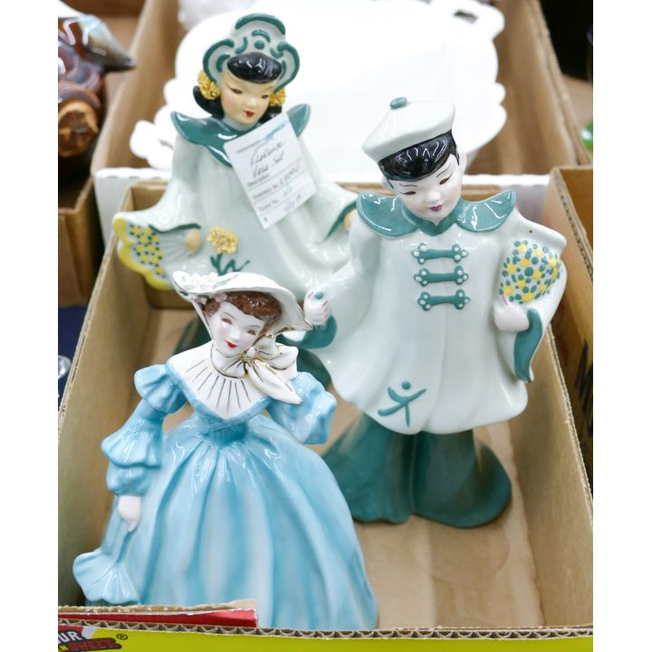 Box 3pc Florence Porcelain Figural Vase Set