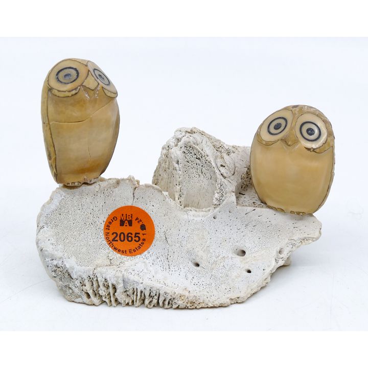 Alaskan Inuit Carved Owl Bone Sculpture 4.5''