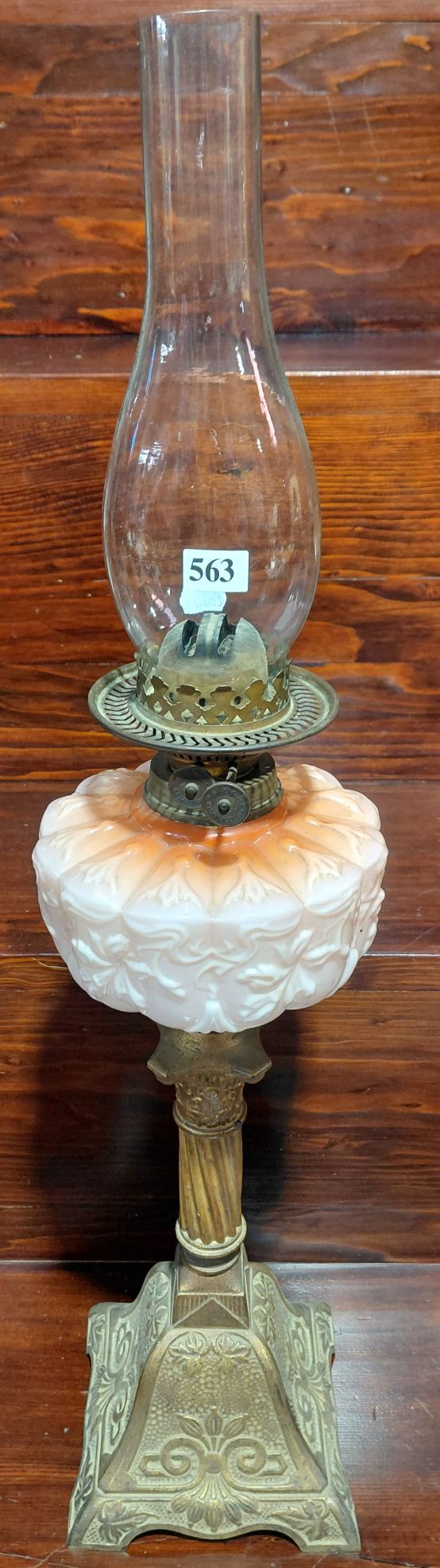 563 · VICTORIAN ERA OIL LAMP