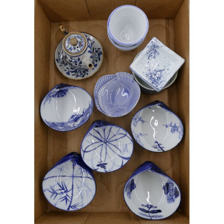 Box Japanese B/W Dishes Etc.