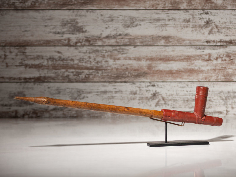 Sioux Effigy Pipe with Catlinite Bowl