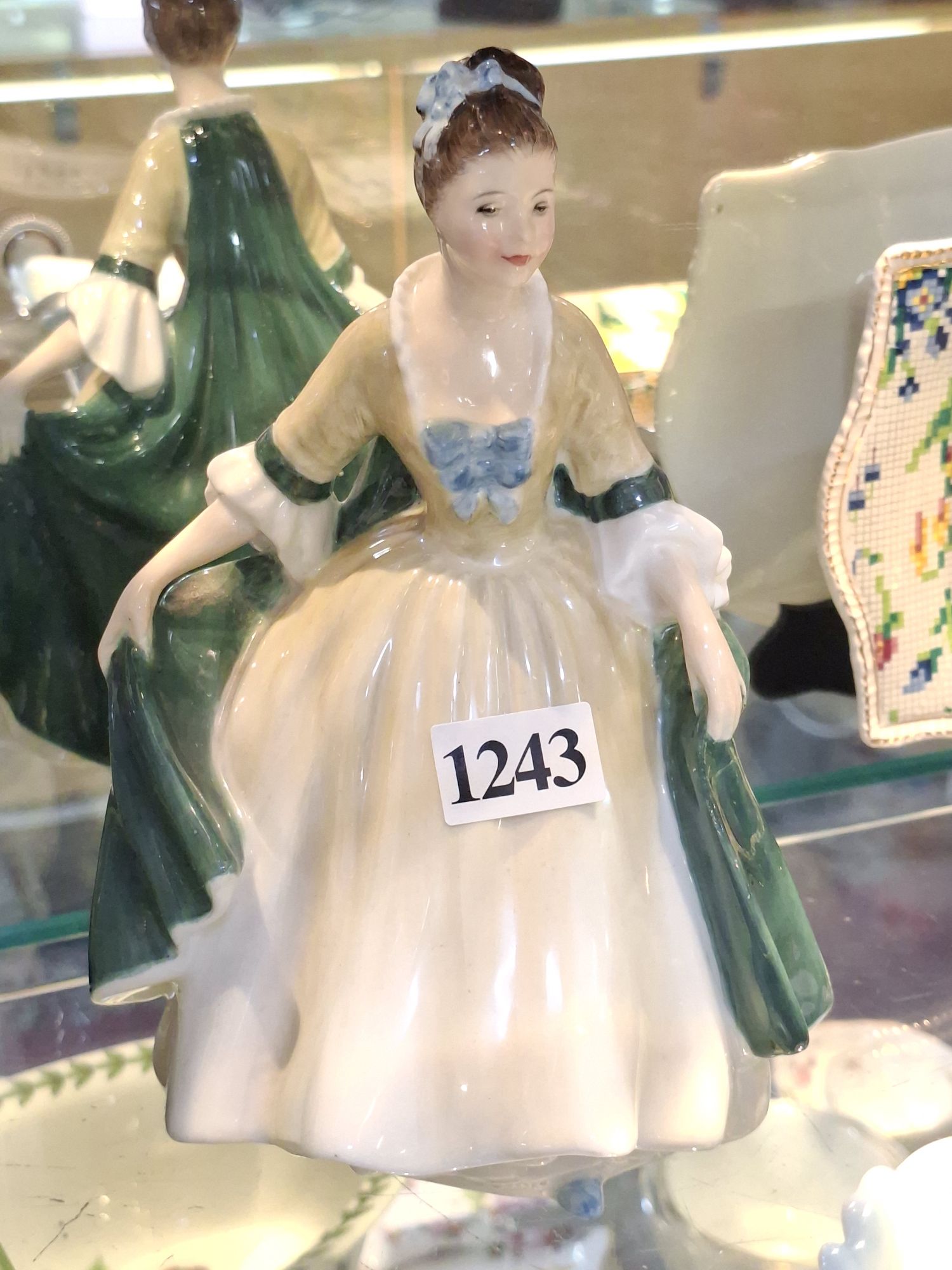 1243 · ELEGANCE