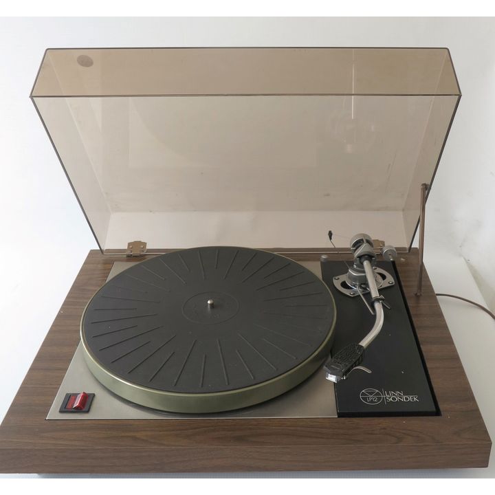 FINE LINN SONDEK LP12 TURNTABLE with SME Series II Improved tone arm, needle missing