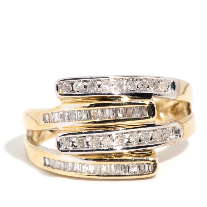 Crossover Diamond Dress 9 Carat Gold Ring