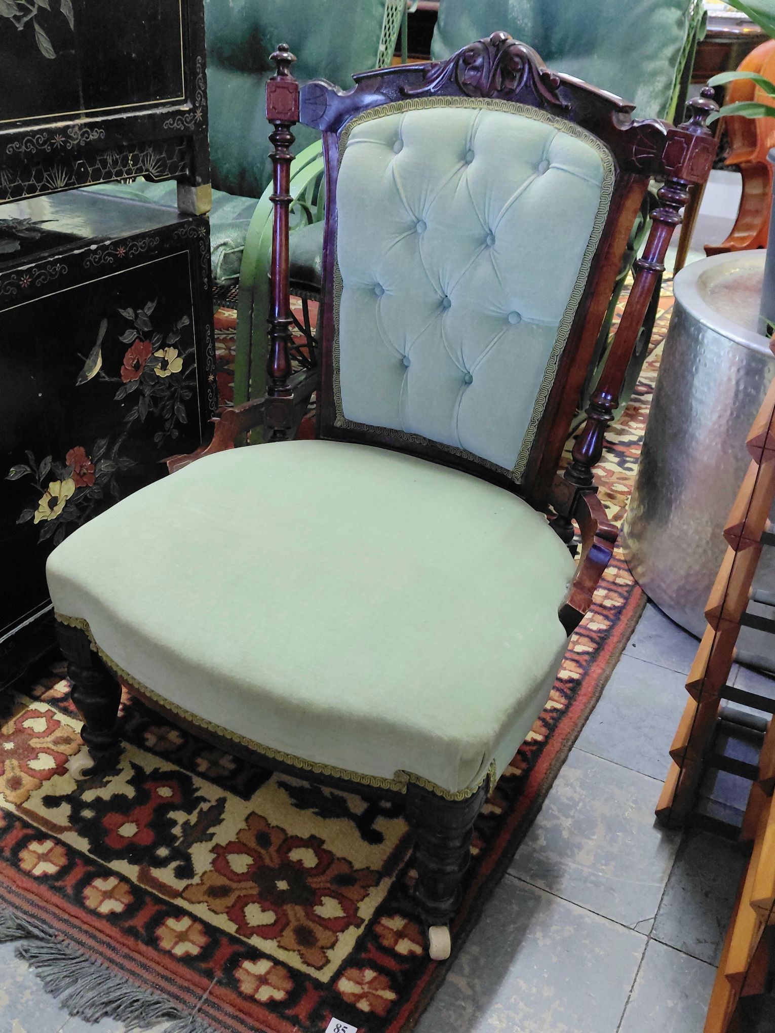 86 · VICTORIAN LADIES CHAIR