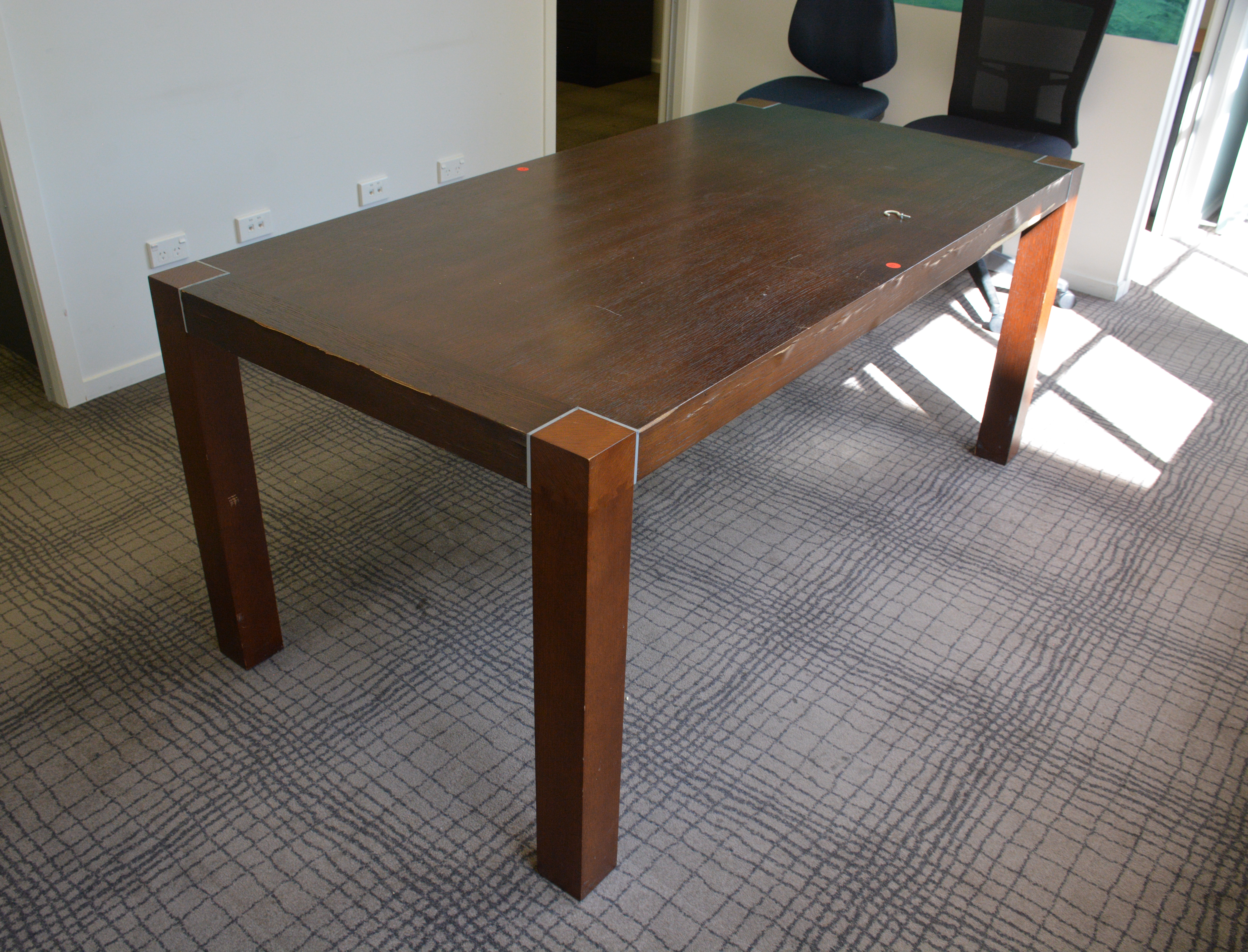 Wooden Table — NZ auction result