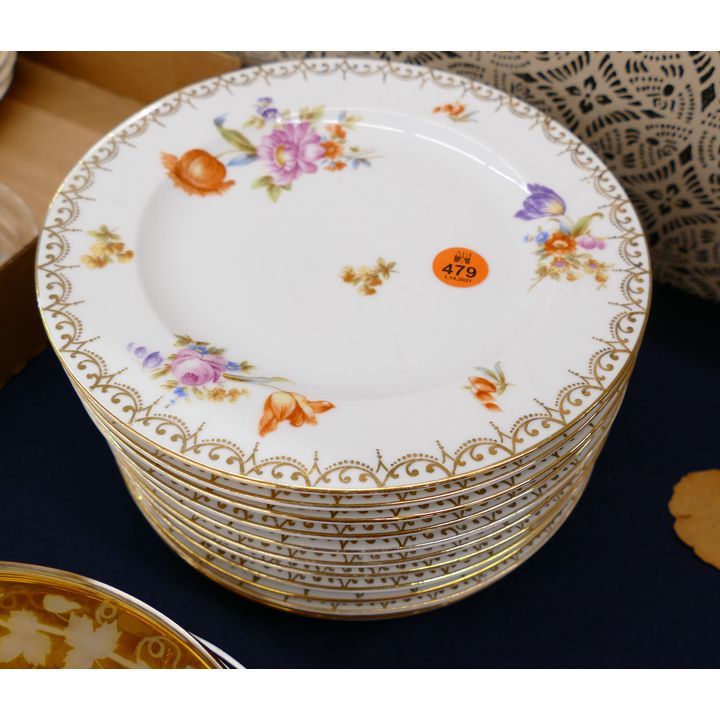 Set 10pc Royal Bayreuth Floral Bread Plates- 8''