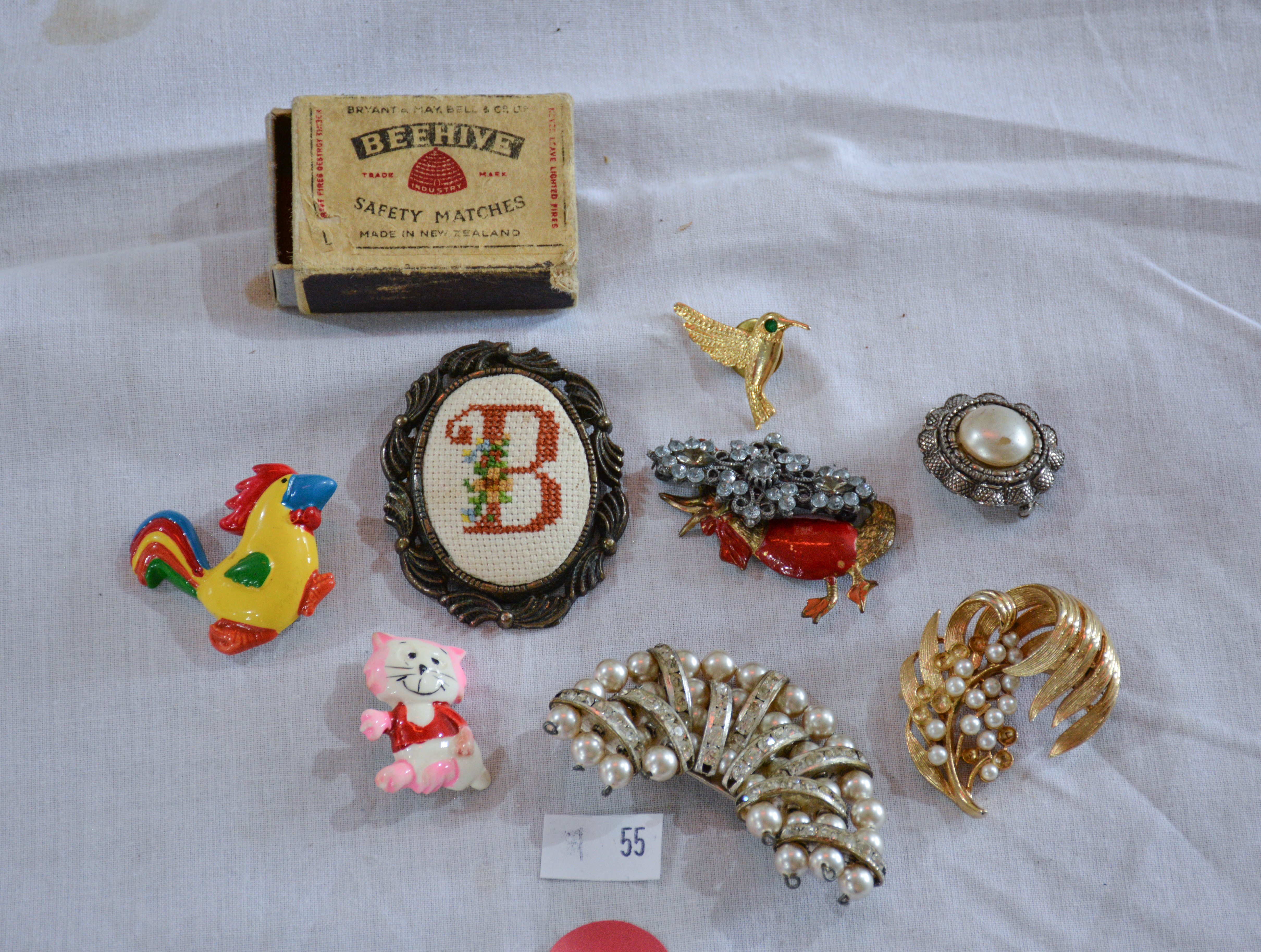 Collection of Brooches — NZ auction result