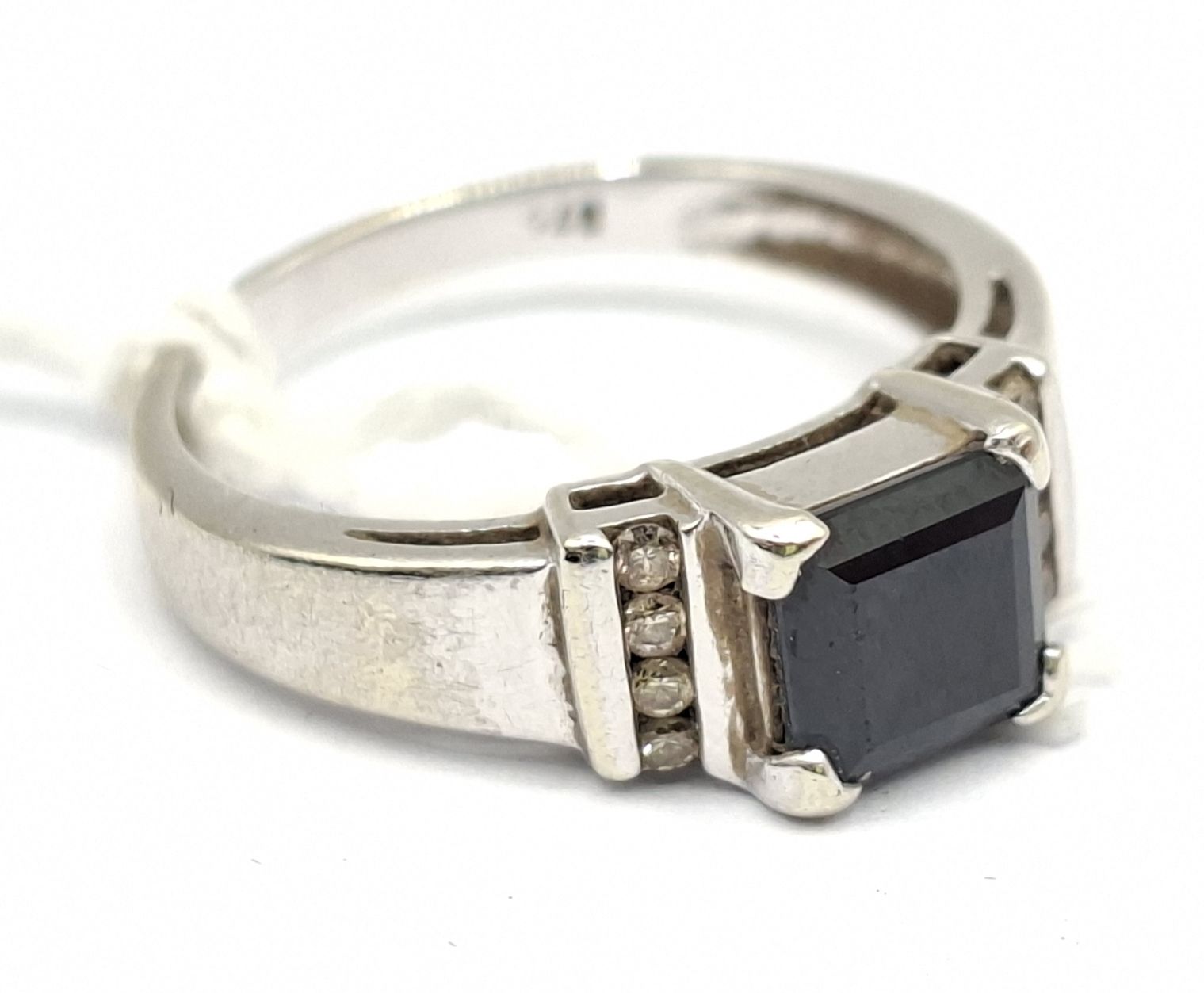 9ct Gold Ring