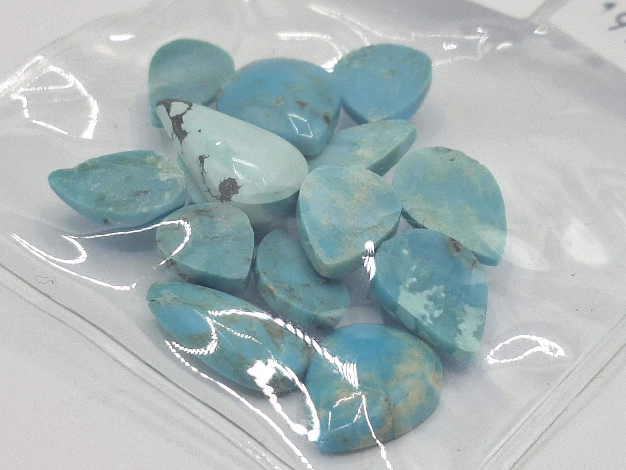 31 · TURQUOISE GEMSTONES