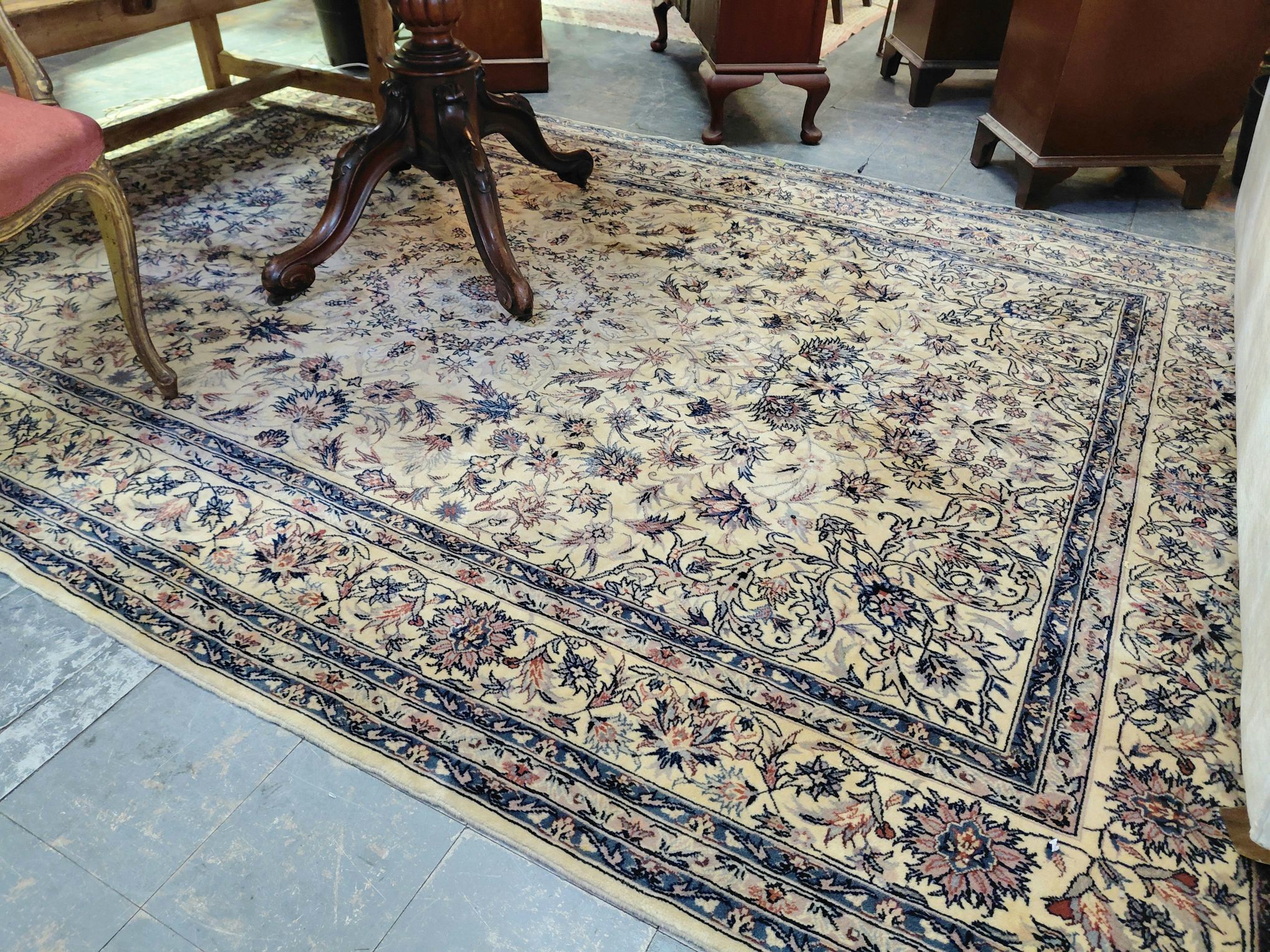 98 · PERSIAN KERMAN RUG
