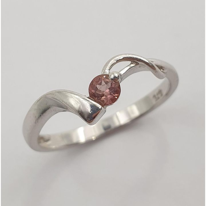 9ct W/G Zircon Ring