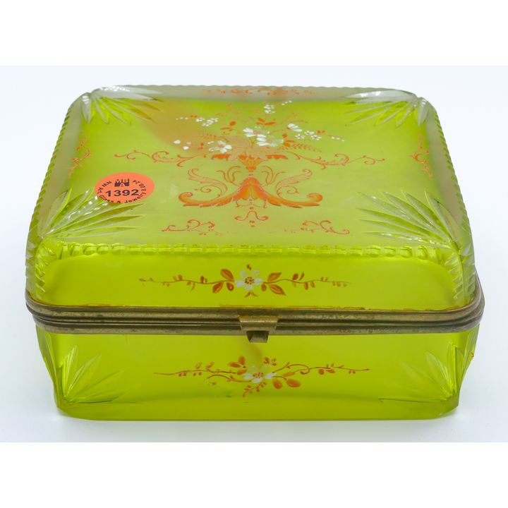 Victorian Enameled Green Glass Dresser Box 5.5''