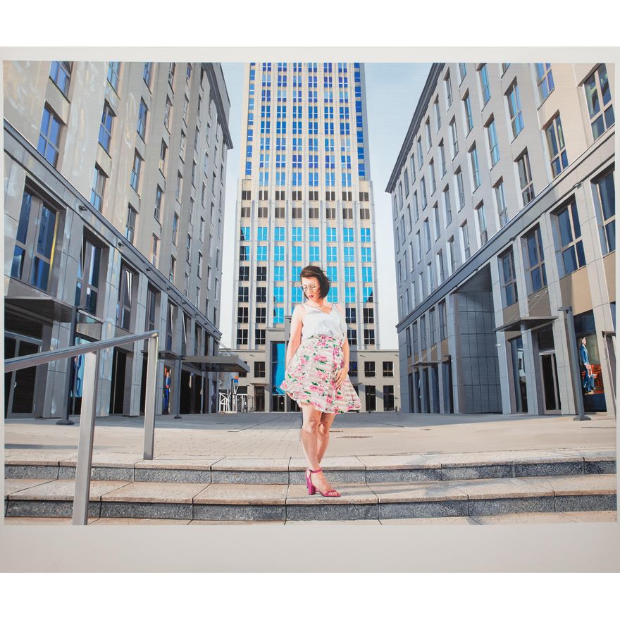 Wojciech Kubiak | Anna przy Unity Tower, z cyklu "Belle epoque", 2023