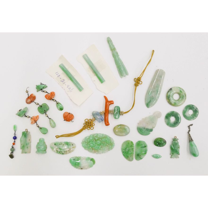 27pc Chinese Qing Jadeite Jewelry Pieces