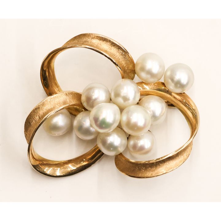 Vintage T.Y. Lee 14k Pearl Bow Brooch