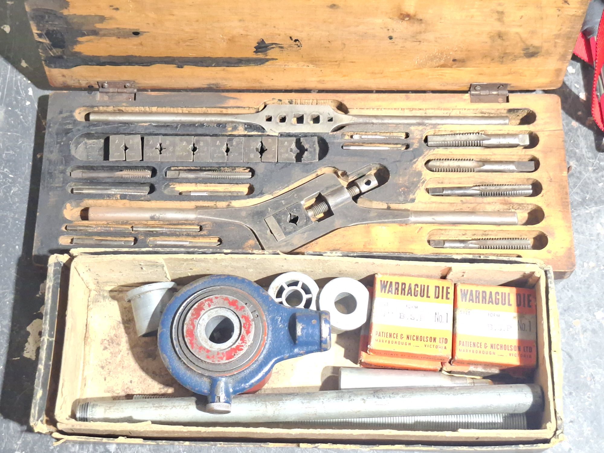 PIPE THREADING TAP ETC