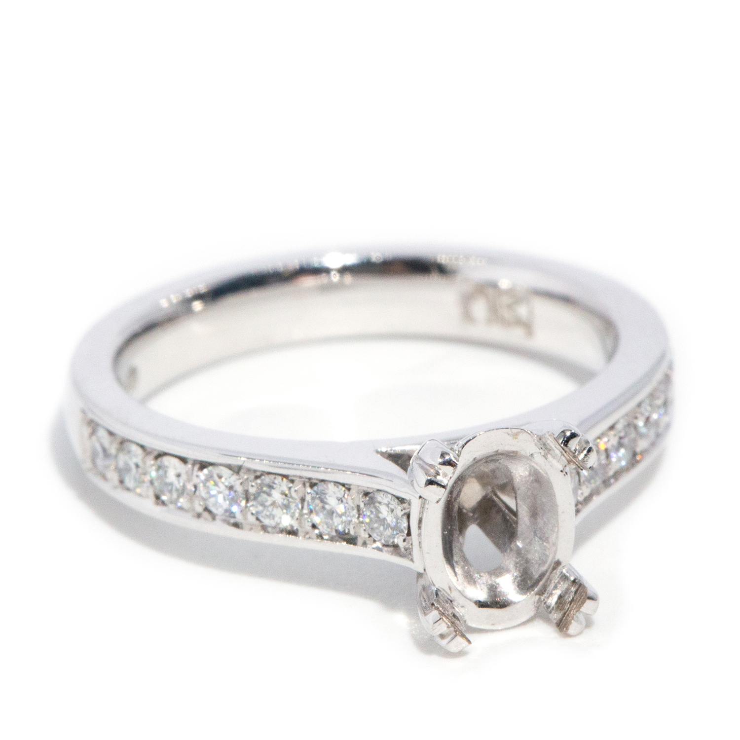 18ct White Gold Partially Completed Diamond Ring