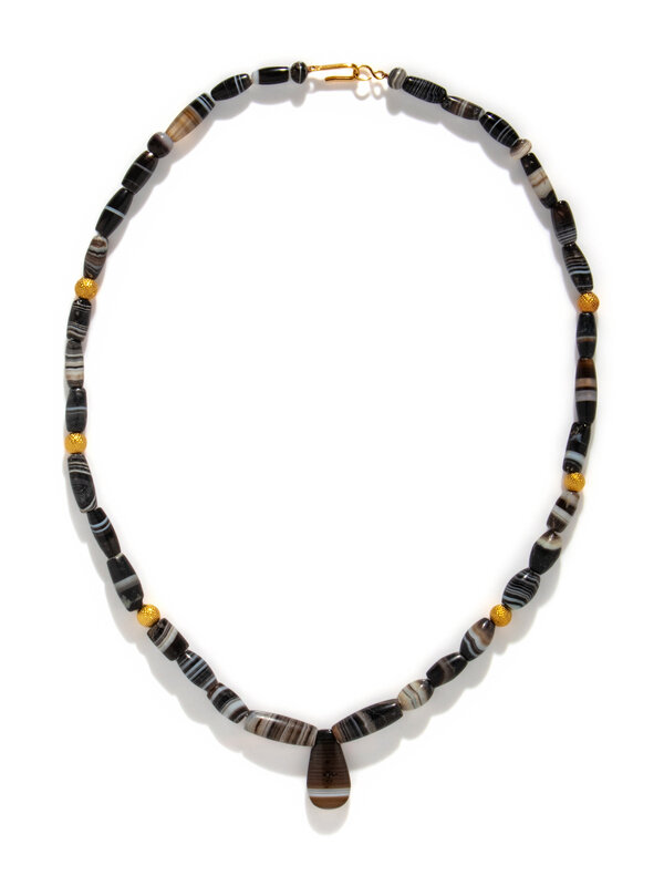 A Western Asiatic Banded Agate and Gold Bead Necklace