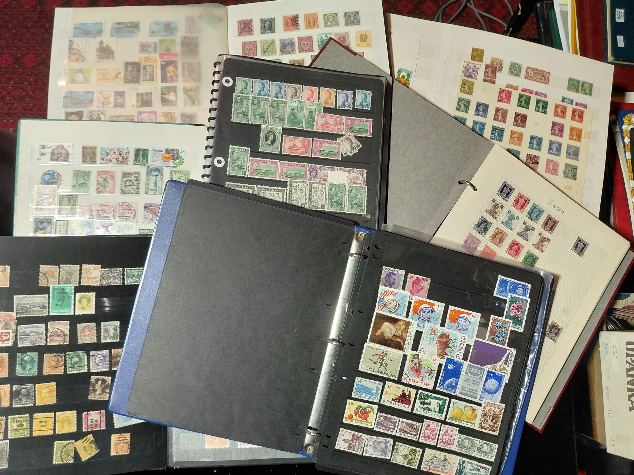548 · STAMPS - WORLD