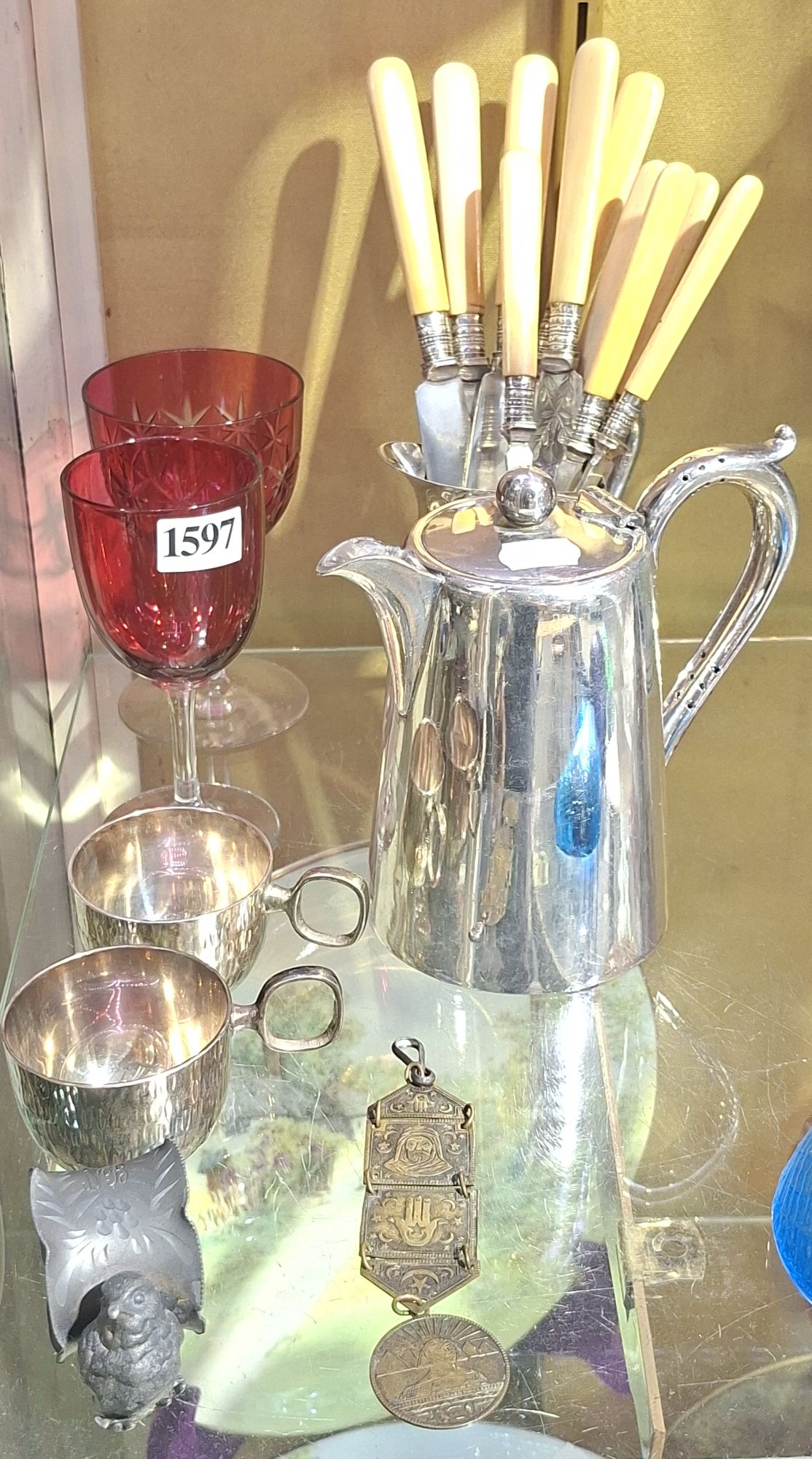 TABLEWARE