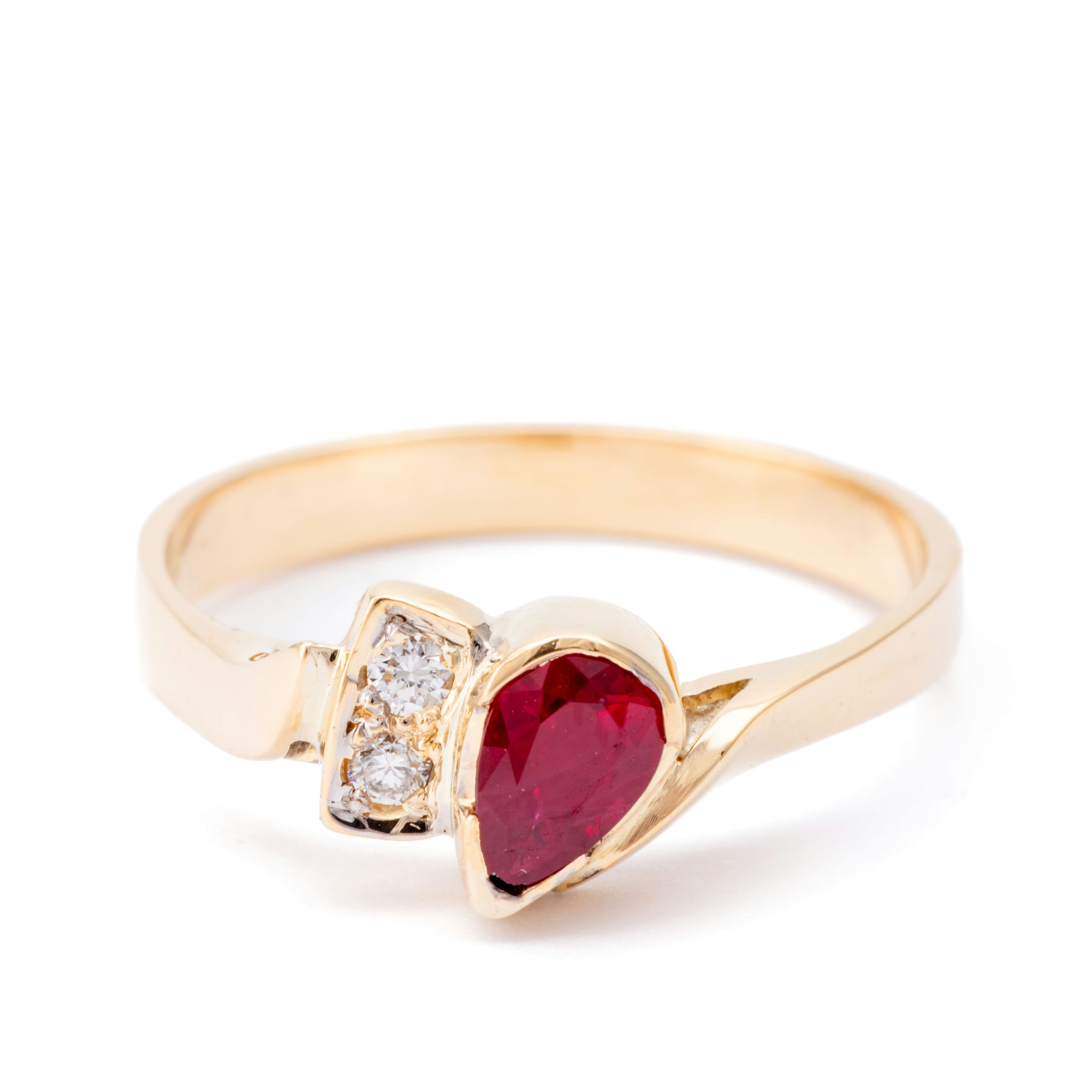 Ruby & Diamond Ring 18ct Gold,