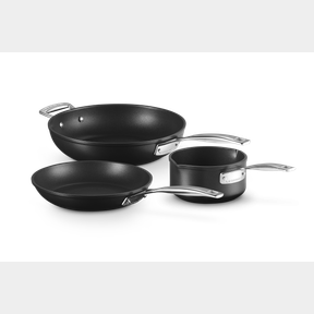 Le Creuset Toughened Non Stick 3 Piece Cookware Set |