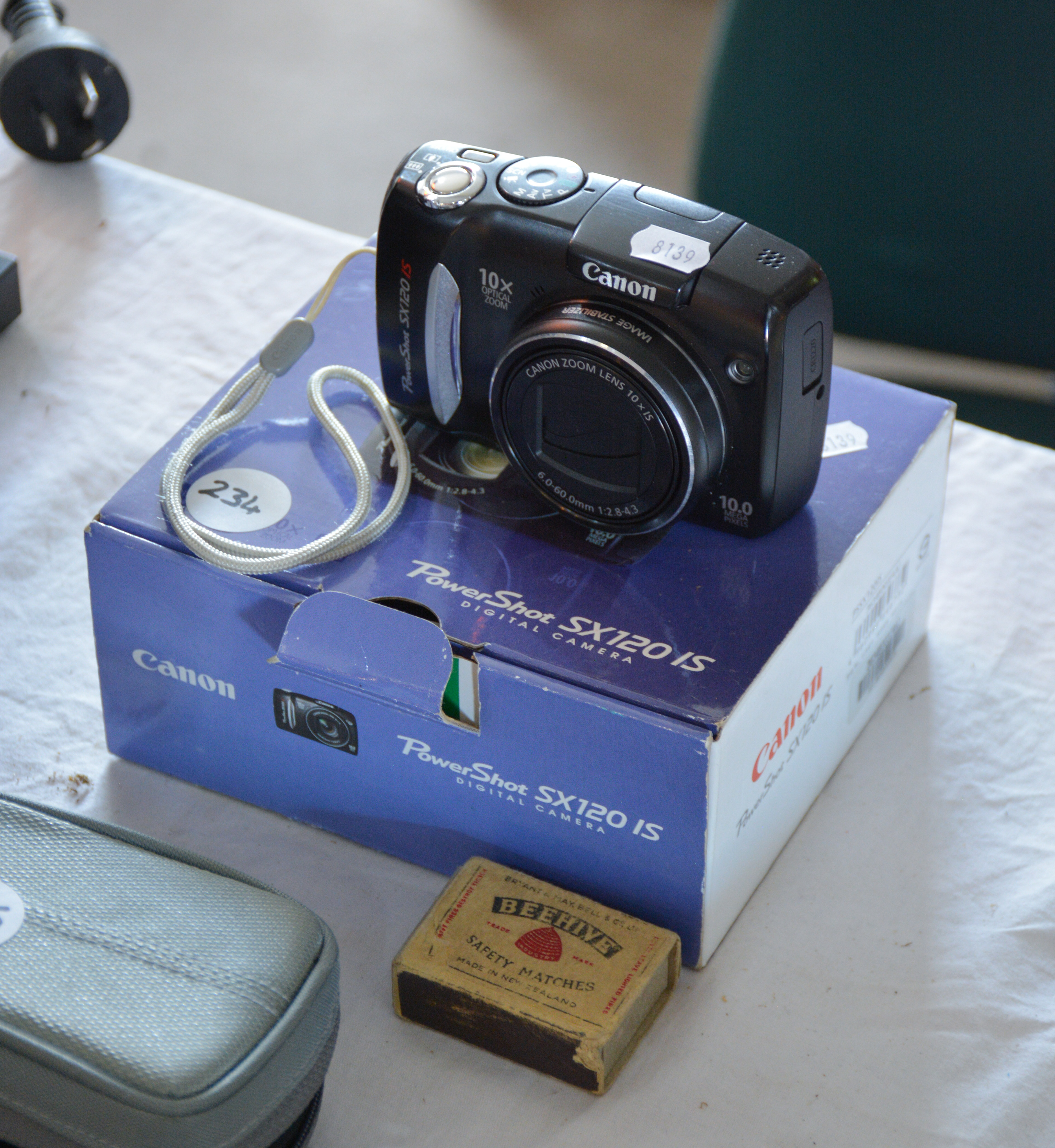 Canon Powershot SX120 IS Camera — sold at auction in New Zealand for $35