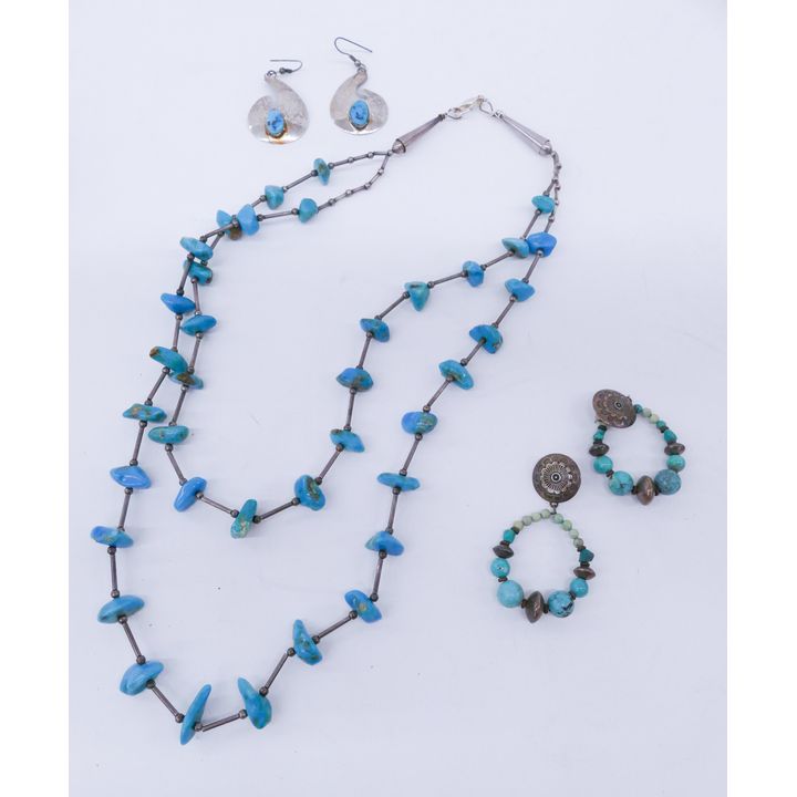 Box Navajo Sterling & Turquoise Jewelry