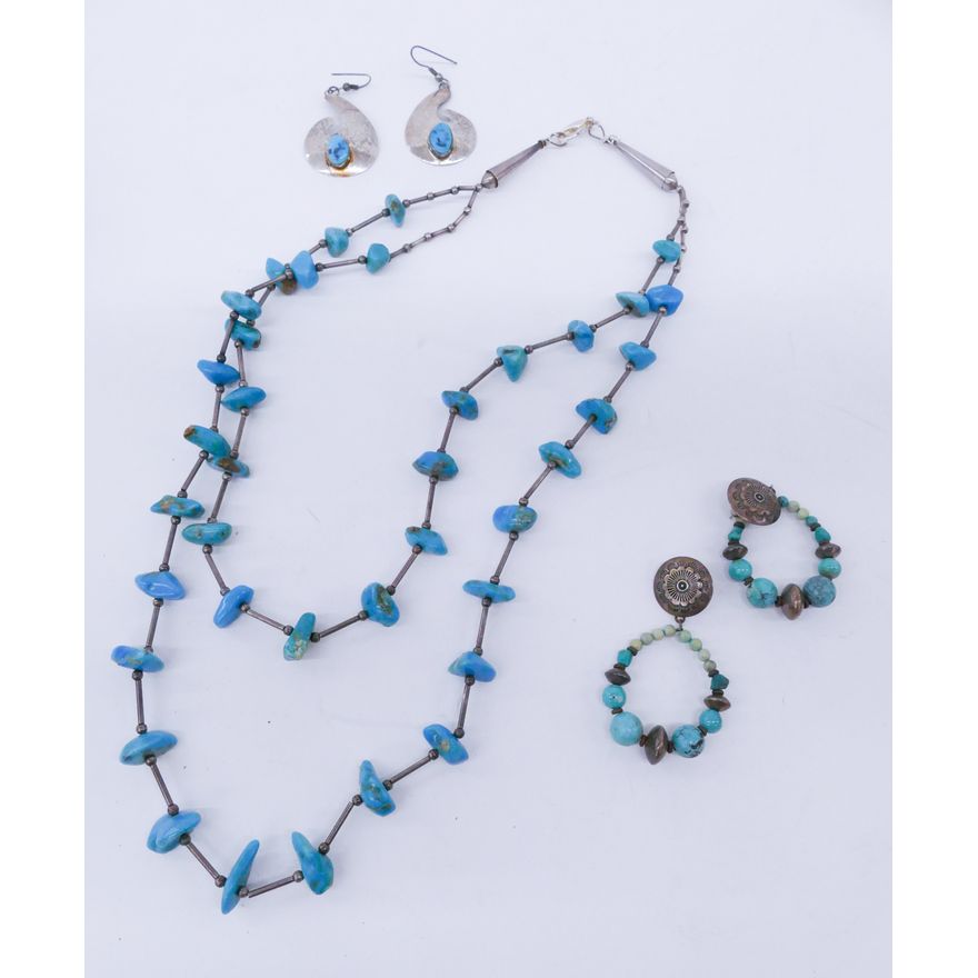 Box Navajo Sterling & Turquoise Jewelry