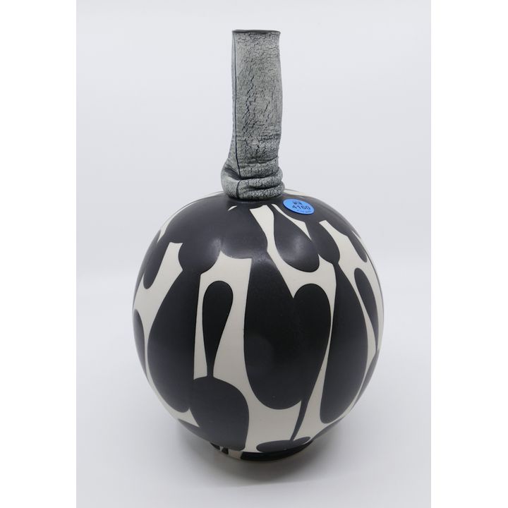 Sam Scott Black & White Porcelain Vase with Handbuit Neck- 11''