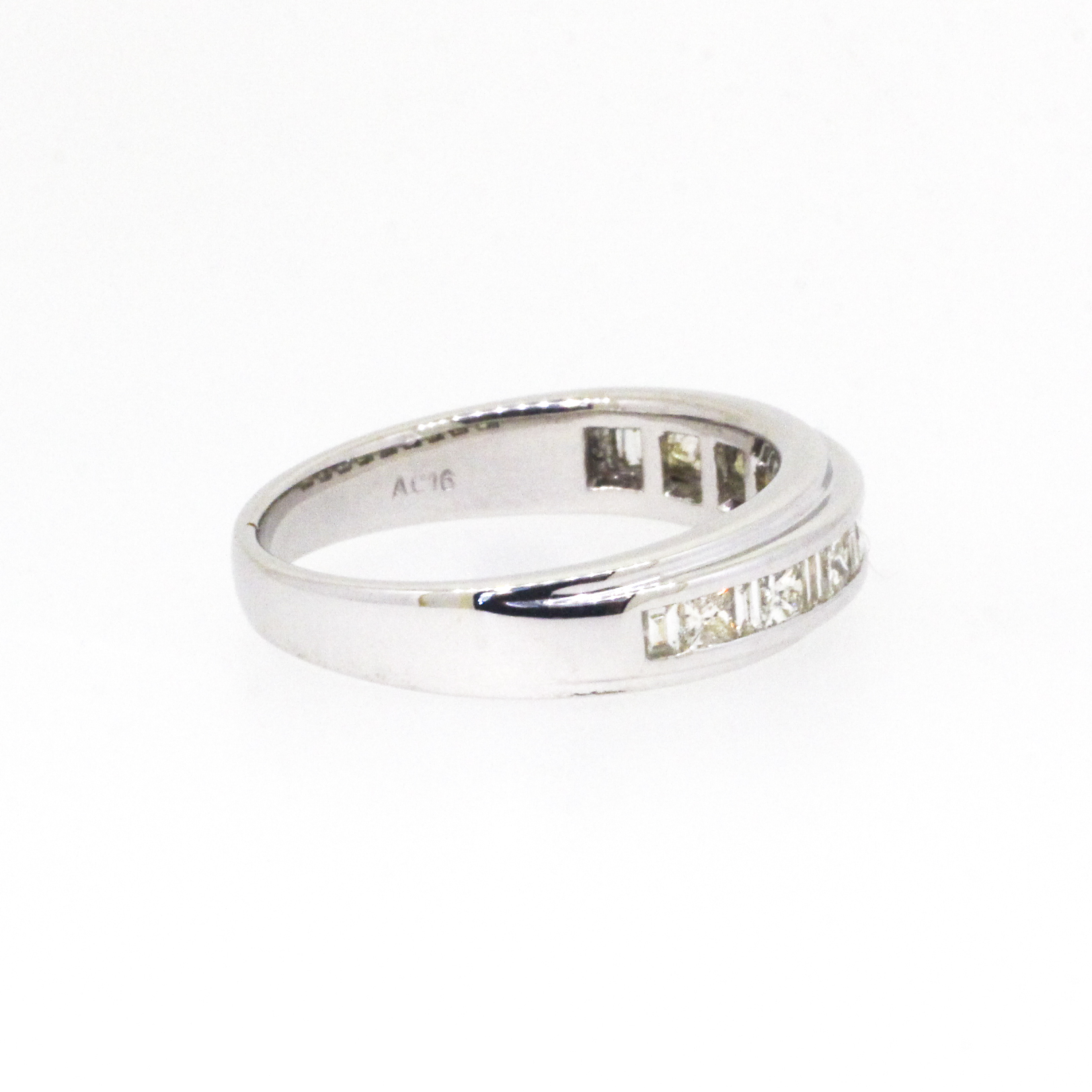 0.40ct Diamond Ring 4g