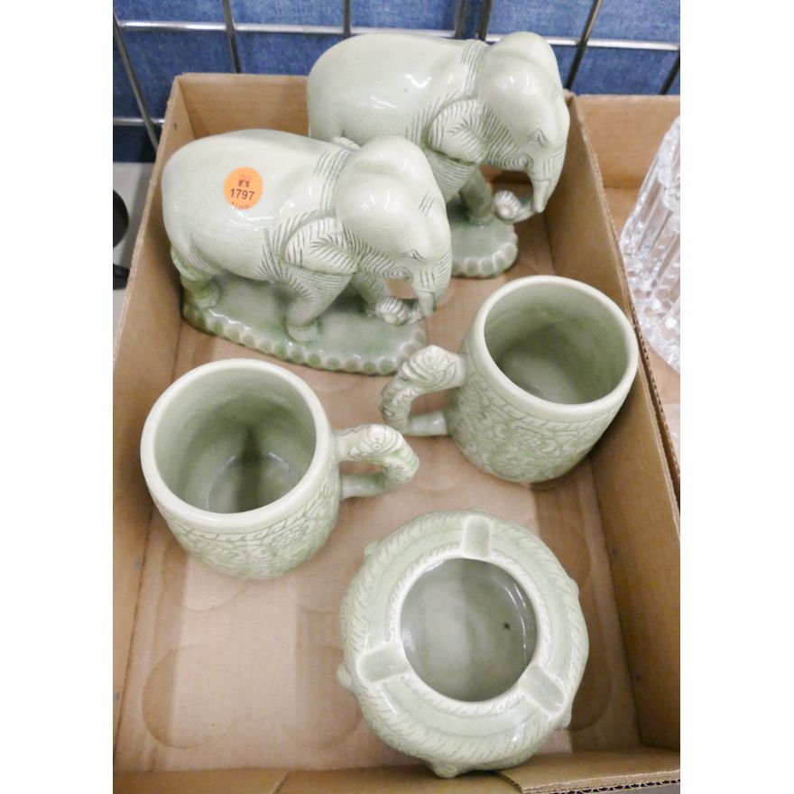 Box Thai Celadon Wares