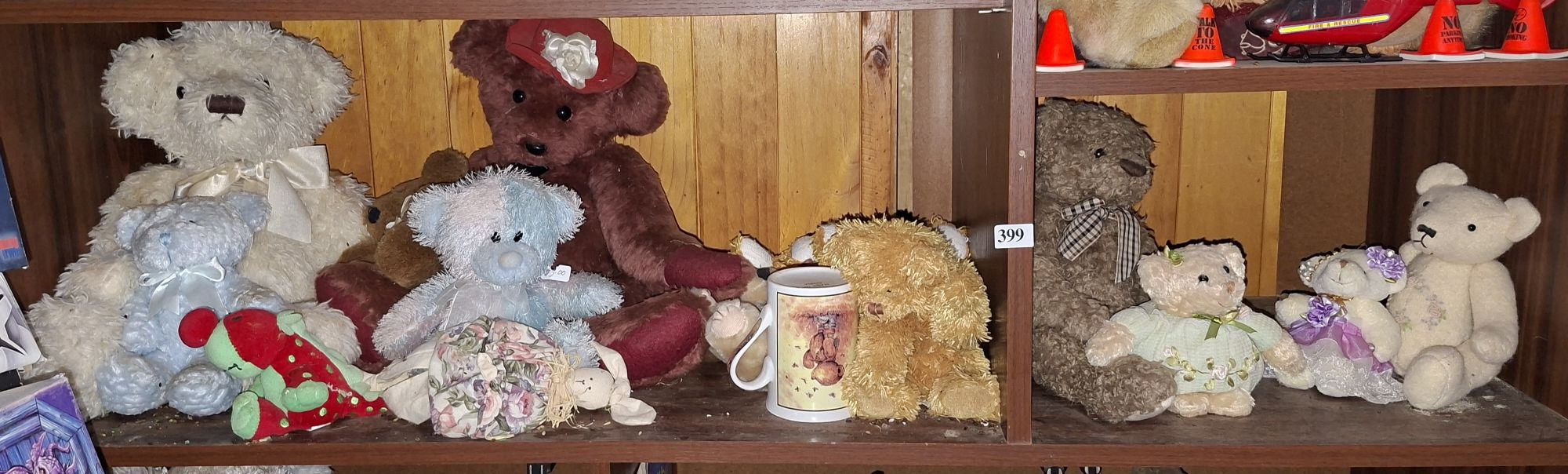 Plush Toys And Teddy Bears