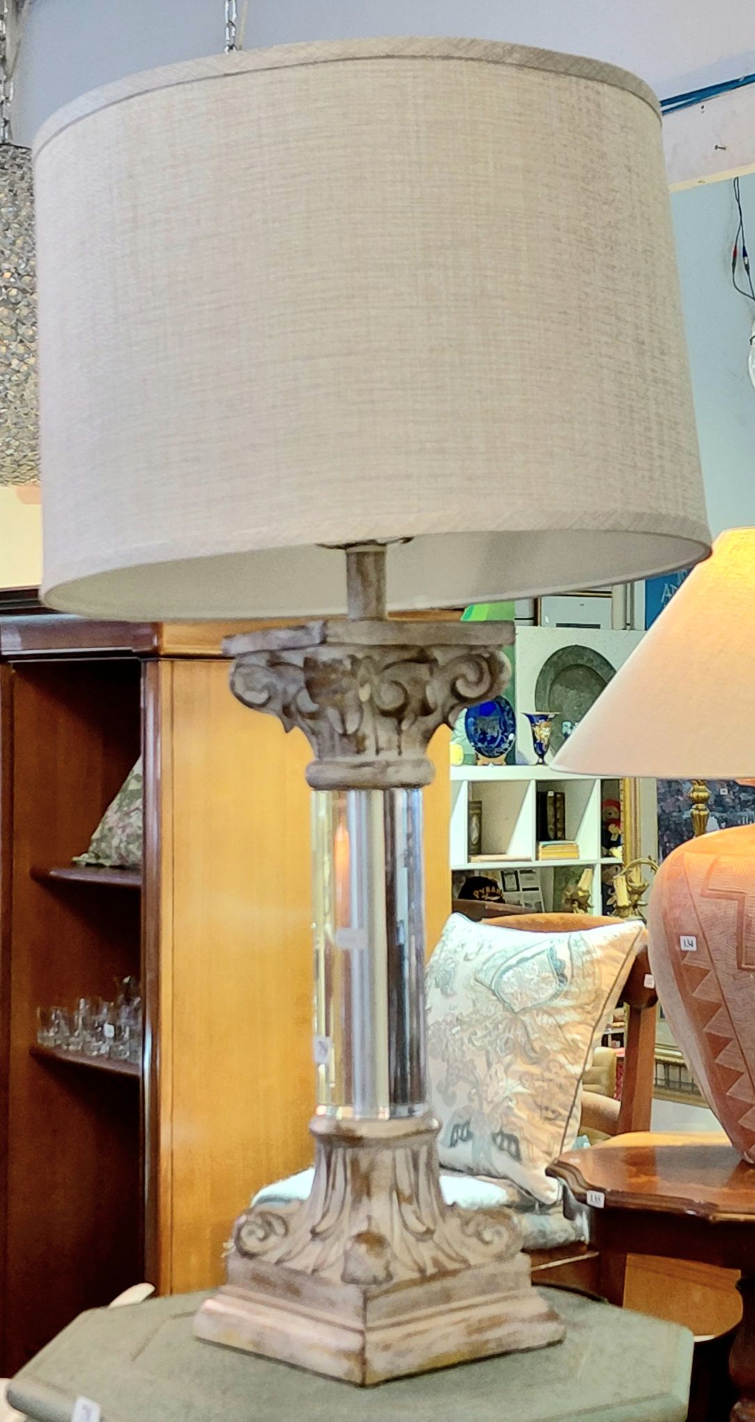 79 · TABLE LAMP