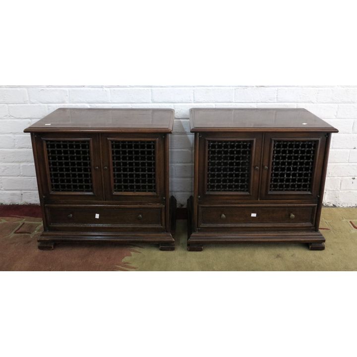 PAIR OF MAHOGANY PEDESTALS