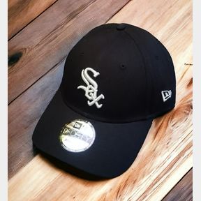CHICAGO WHITE SOX 9FORTY NEW ERA ADJUSTABLE CAP - BLACK/GOLD - 51634/2785