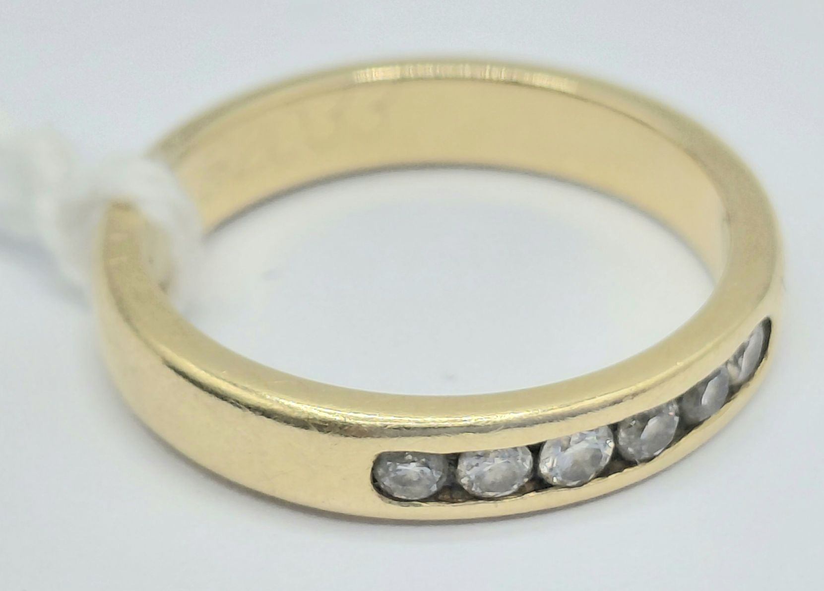 18ct Gold Diamond Ring