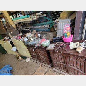 Large row of misc. uncategorized household items