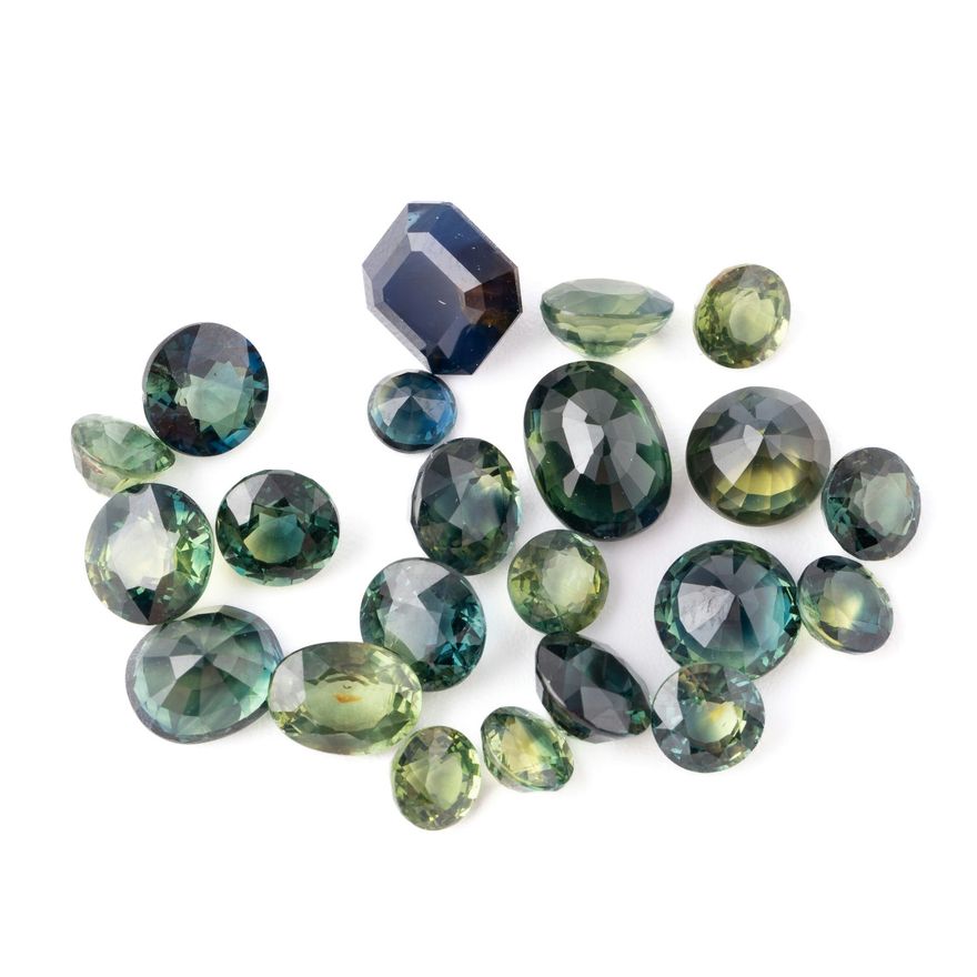 22.28 Carats Australian Sapphires