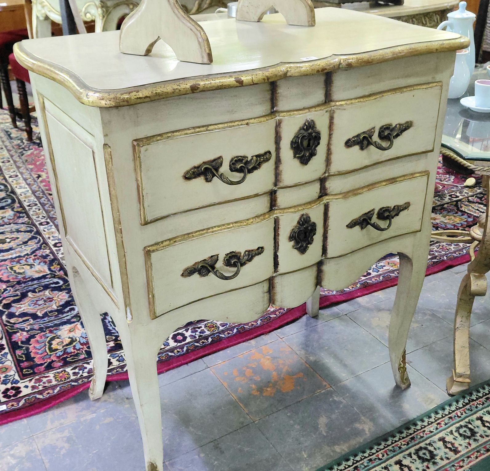 43 · FRENCH PROVINCIAL STYLE BEDSIDE COMMODE