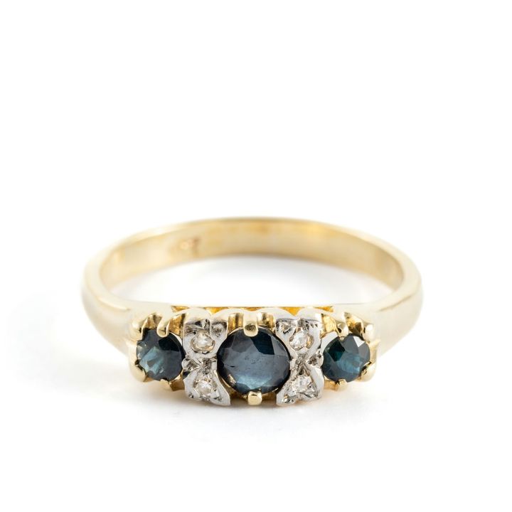 Vintage Sapphire & Diamond 9ct Gold Ring