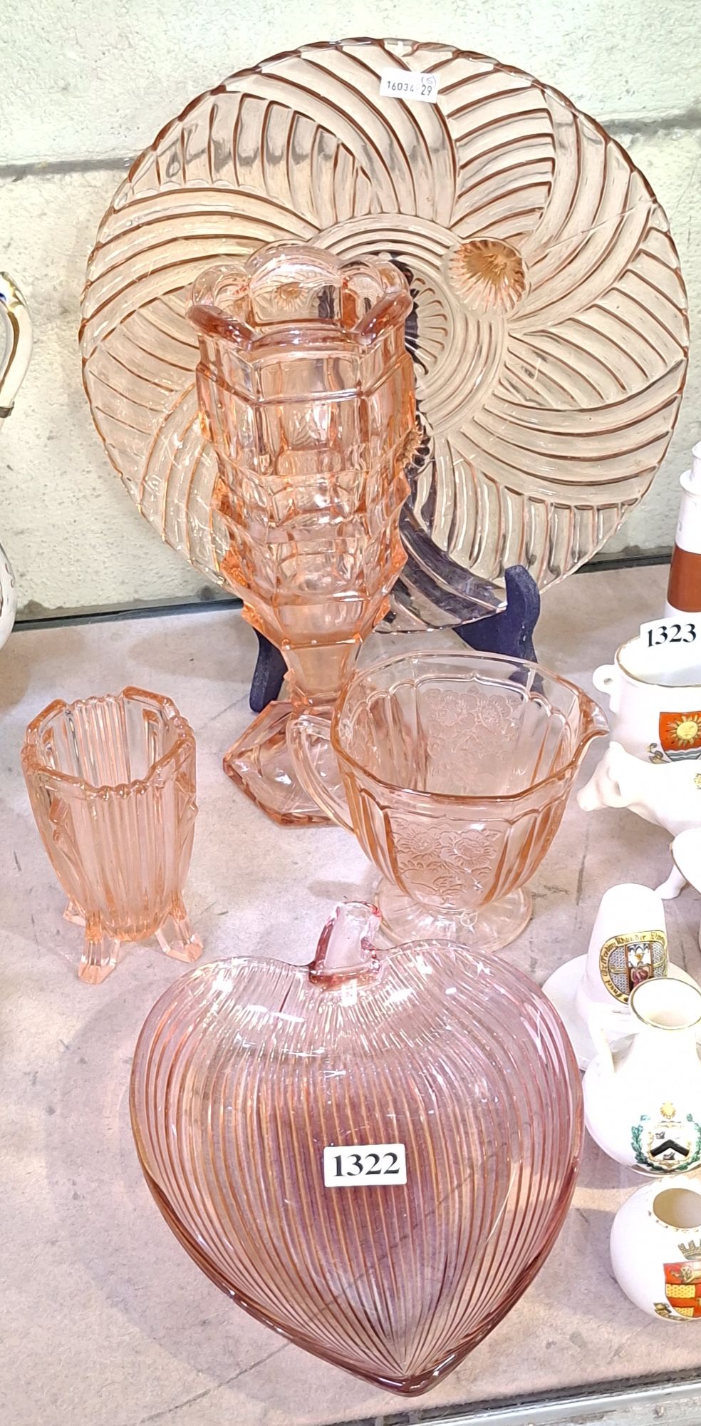 1322 · PINK DEPRESSION GLASSWARE