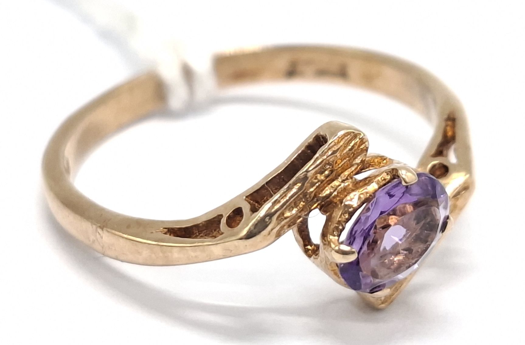 9ct Gold Amethyst Ring