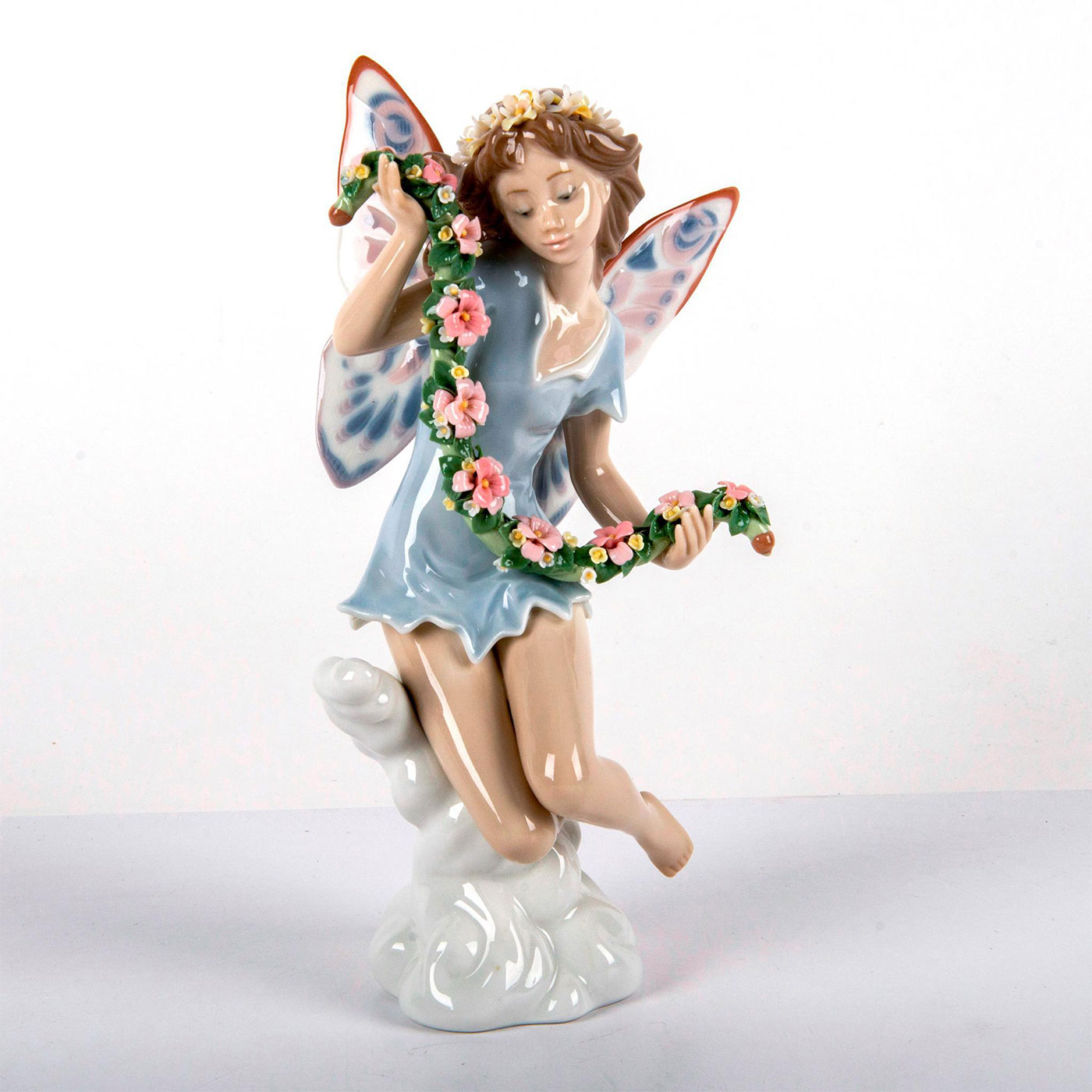 Fairy Garland 1005860 - Lladro Porcelain Figurine | Lion and Unicorn