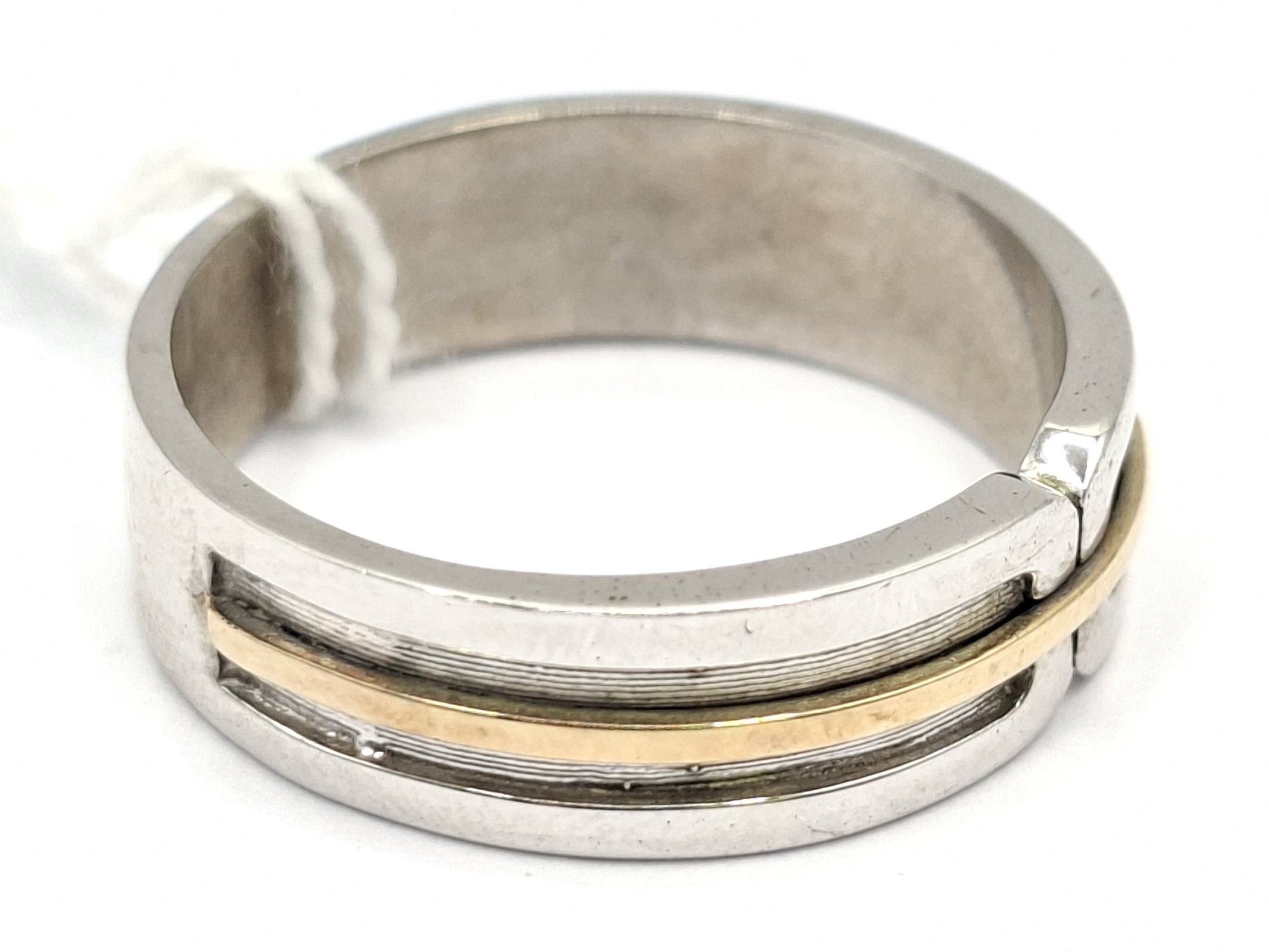 1086 · STERLING SILVER AND GOLD RING