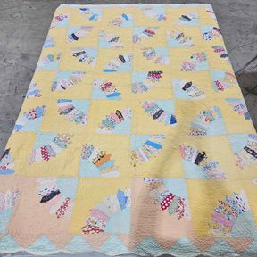 Vintage 76" x 68" Yellow Grandmother's Fan Quilt