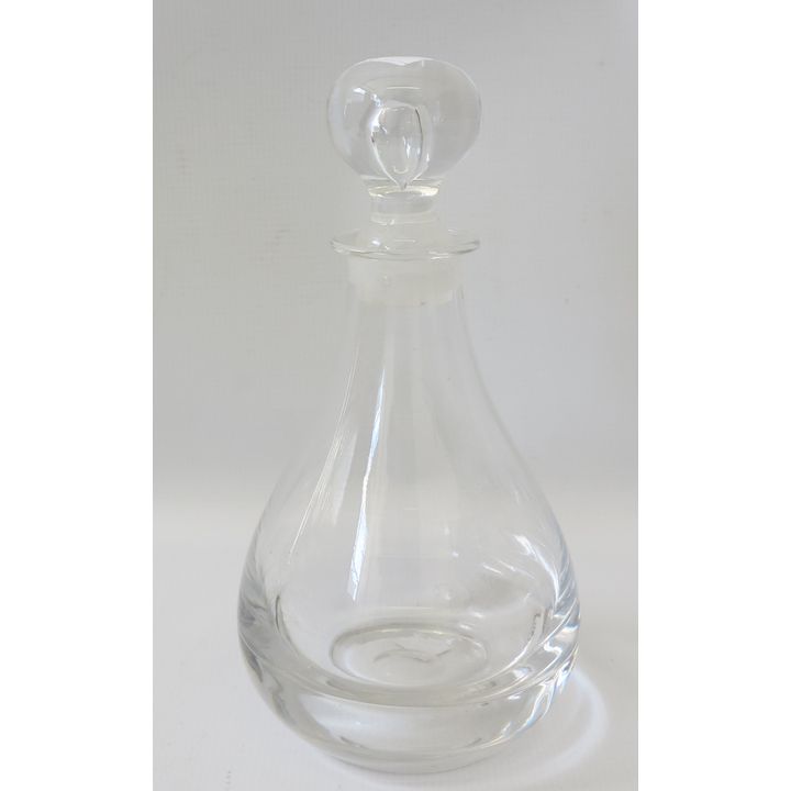 GLASS DECANTER