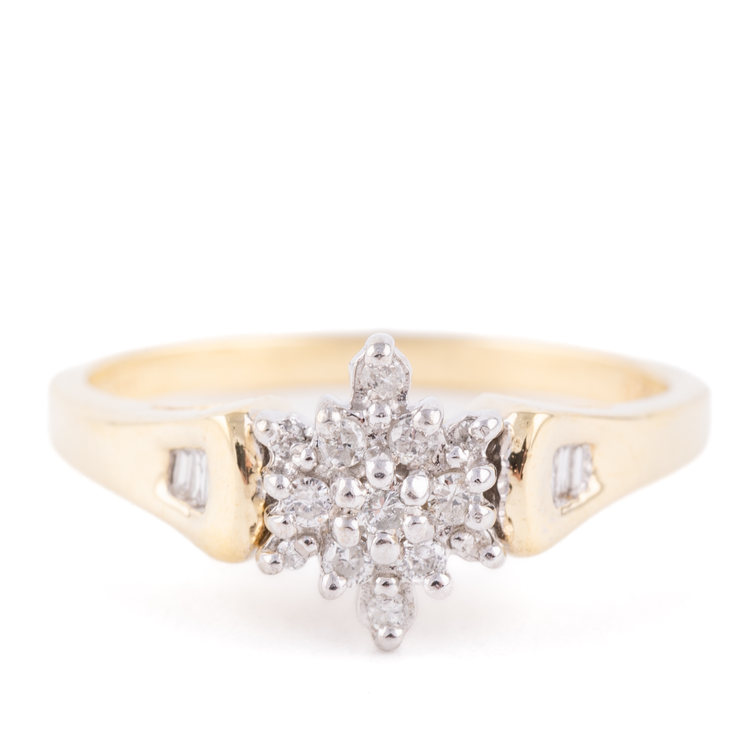 Diamond Cluster 9ct Gold