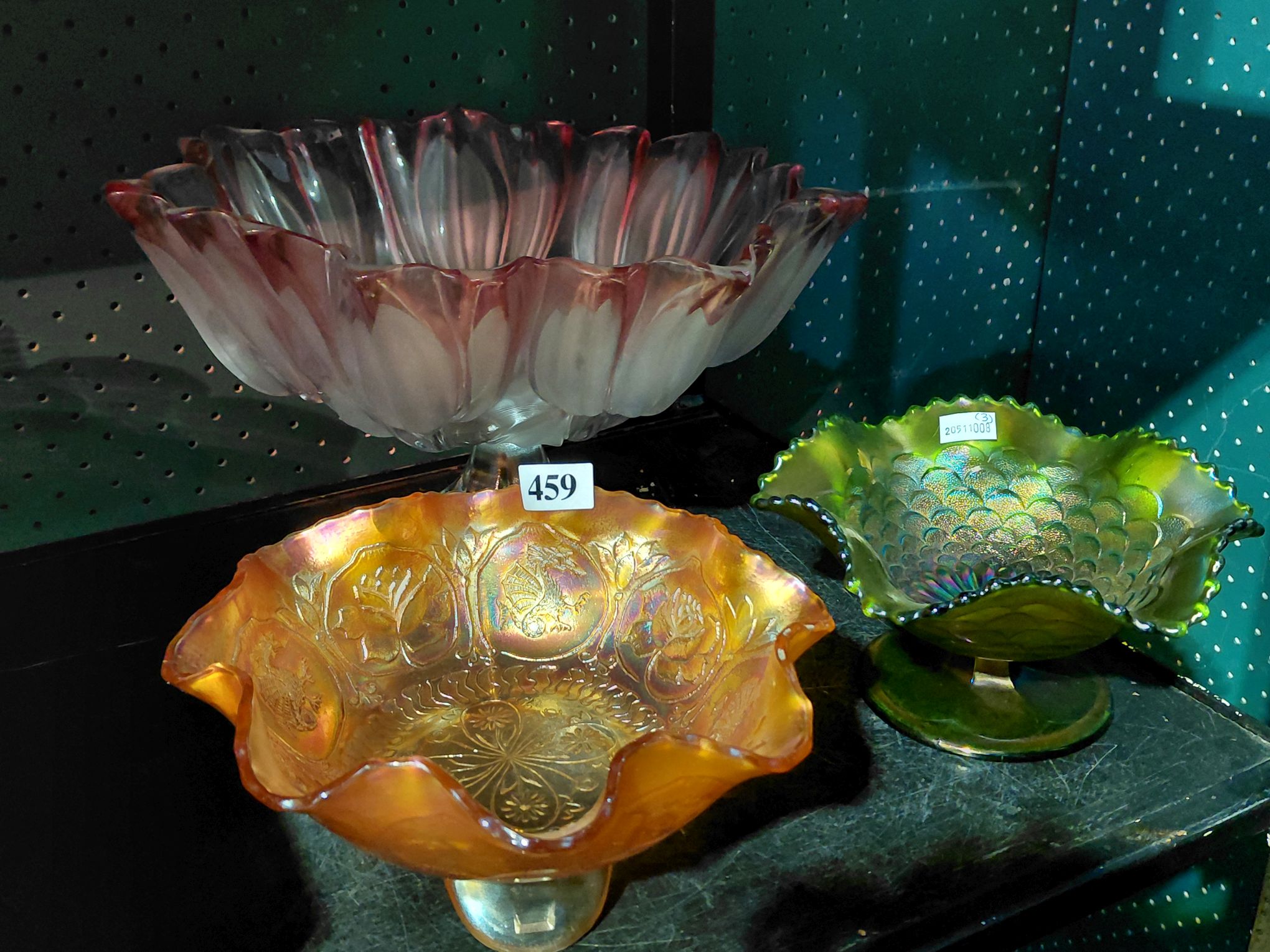 459 · CARNIVAL GLASS AND PRESSED GLASS BOWLS